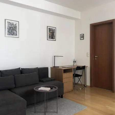 The Knight Boutique With Balcony Appartamento Budapest